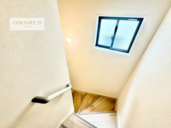 柏市松葉町2丁目　1号棟　新築戸建て