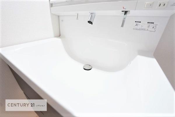 牛久市中央2丁目　1号棟　新築戸建