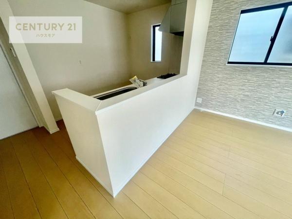 柏市南逆井6丁目　新築戸建