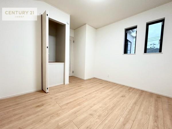 松戸市栄町8丁目　D号棟　新築戸建