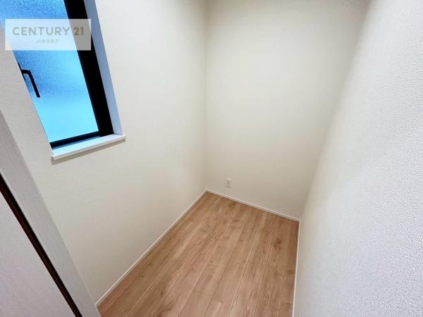 松戸市栄町8丁目　D号棟　新築戸建