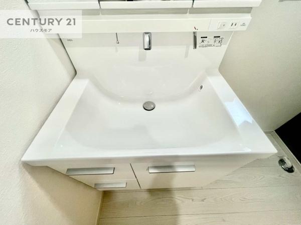 柏市東中新宿4丁目　2号棟　新築戸建