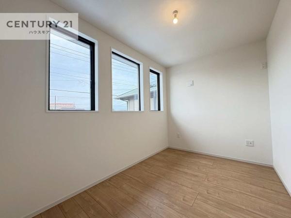流山市平和台5丁目　2号棟　新築戸建