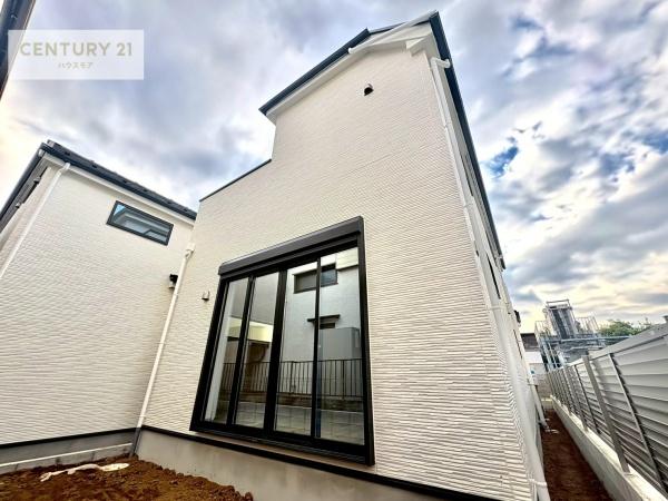 松戸市栄町2丁目　2号棟　新築戸建