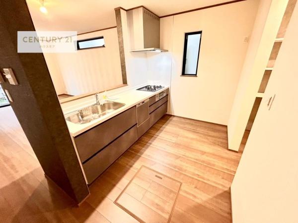 松戸市栄町7丁目 新築戸建(キッチン)