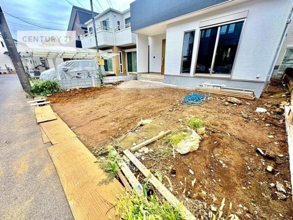 流山市向小金4丁目　新築戸建