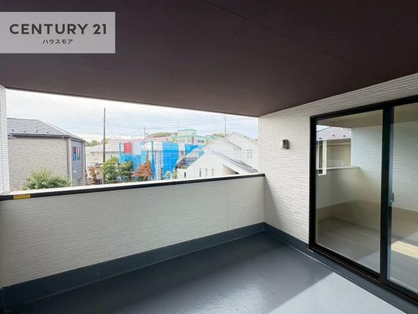 柏市花野井 新築戸建て(バルコニー)