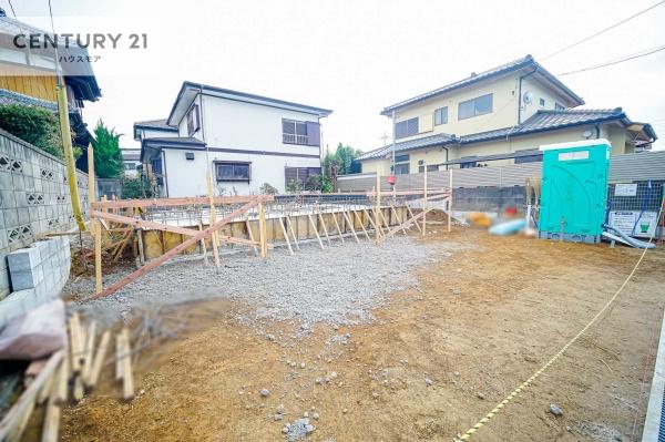 牛久市栄町2丁目 新築戸建て(駐車場)