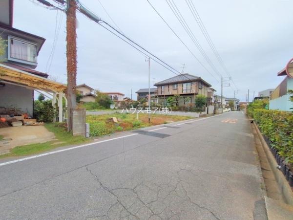 取手市戸頭2丁目 1号棟 新築戸建(前面道路含む現地写真)