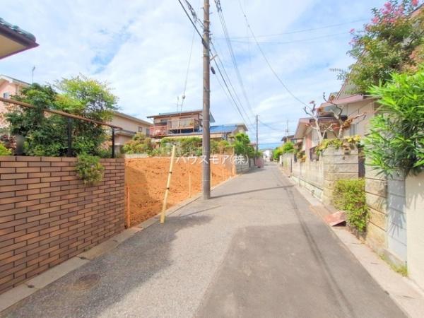 柏市東中新宿3丁目 新築戸建て(前面道路含む現地写真)