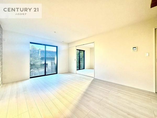 取手市中原町 2号棟 新築戸建て(リビング)