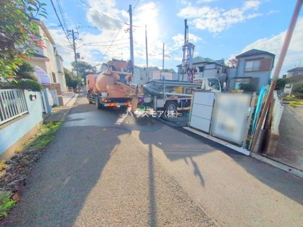 我孫子市寿 1号棟 新築戸建(前面道路含む現地写真)