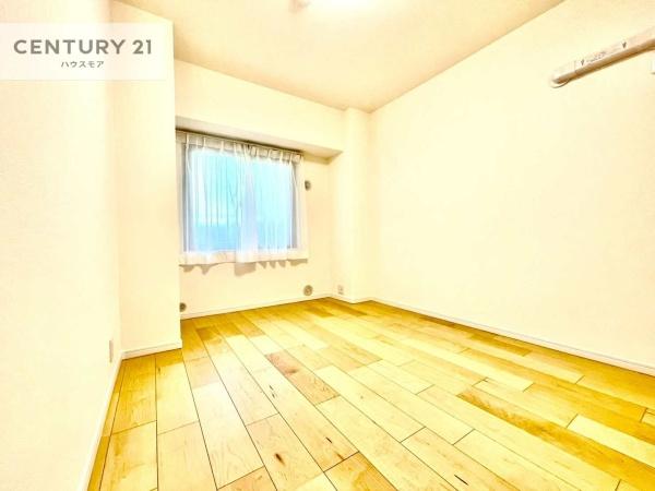 新松戸西パークハウスD棟(洋室)