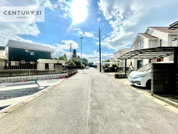 松戸市中金杉2丁目 新築戸建(前面道路含む現地写真)