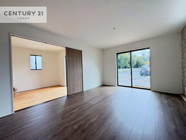 柏市西原4丁目 3号棟 新築戸建(リビング)