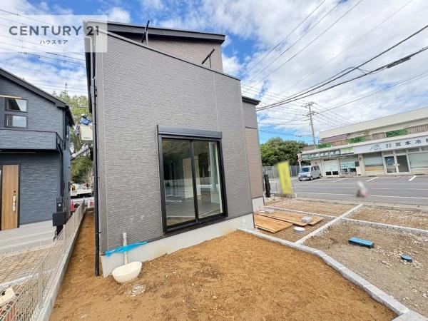 柏市西原4丁目 3号棟 新築戸建(庭)