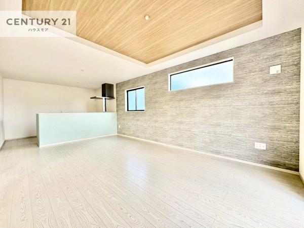 牛久市牛久町 5号棟 新築戸建(リビング)