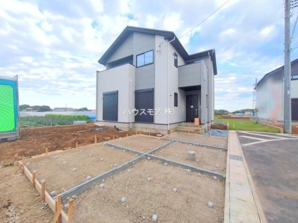 柏市大室 1号棟 新築戸建(駐車場)