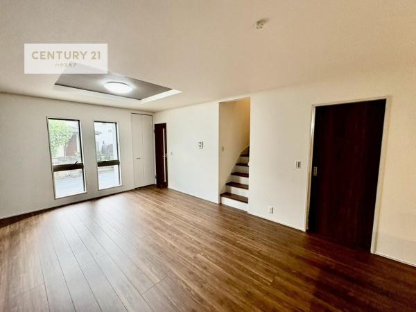 我孫子市青山台2丁目 1号棟 新築戸建(リビング)