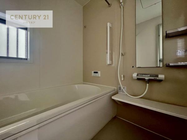 土浦市中高津2丁目　B号棟　新築戸建