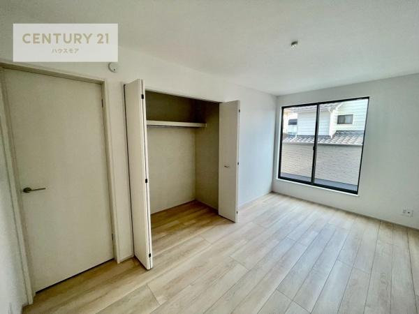 土浦市中高津2丁目　B号棟　新築戸建