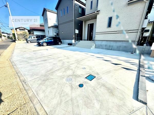 土浦市中高津2丁目　B号棟　新築戸建