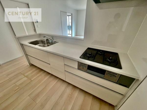 土浦市中高津2丁目　B号棟　新築戸建