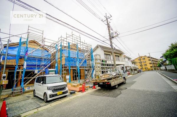 松戸市上本郷 B号棟 新築戸建(前面道路含む現地写真)