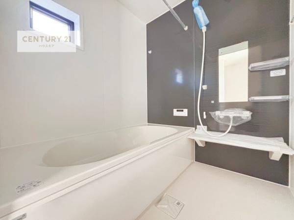 松戸市新松戸南1丁目　2号棟　新築戸建