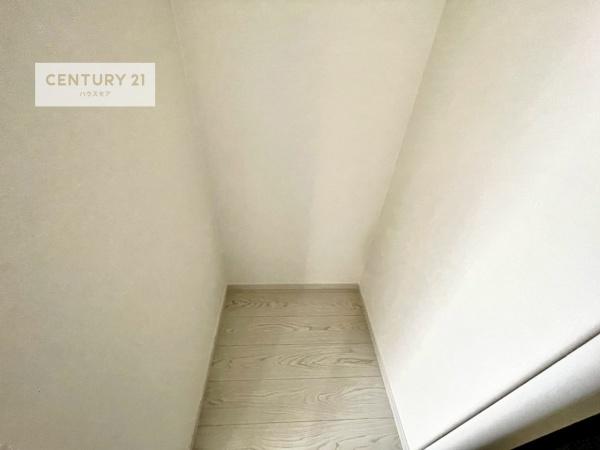 柏市西原1丁目 2号棟 新築戸建(収納)