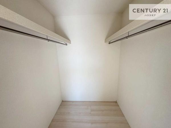 柏市酒井根2丁目 新築戸建て(収納)