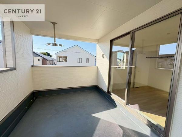 柏市東山2丁目 2号棟 新築戸建て(バルコニー)