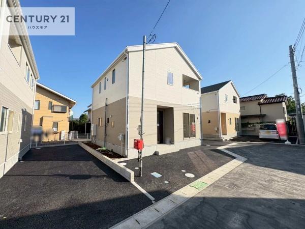 柏市東山2丁目 2号棟 新築戸建て(前面道路含む現地写真)