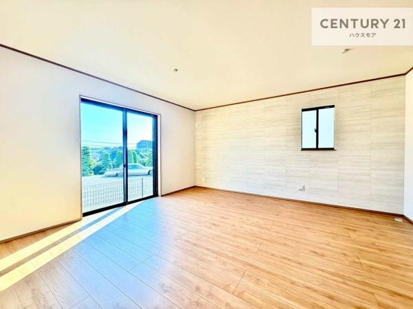 柏市高田 B号棟 新築戸建(リビング)