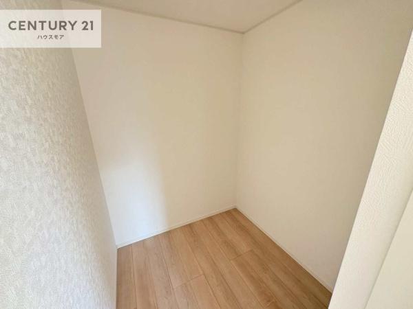 柏市新逆井1丁目　3号棟　新築戸建て