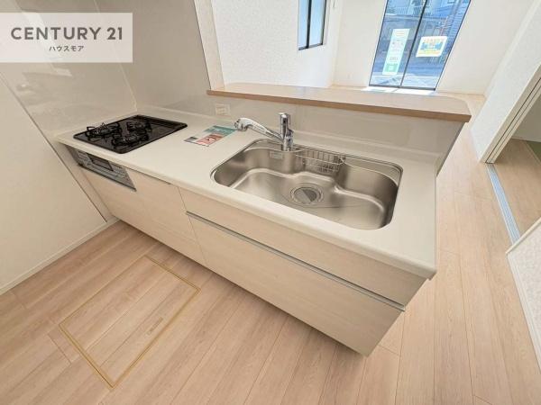 柏市新逆井1丁目　3号棟　新築戸建て