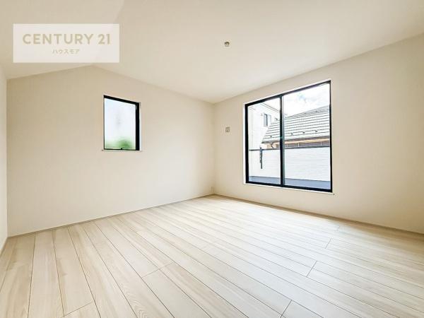 松戸市八ケ崎3丁目　2号棟　新築戸建