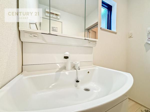 松戸市八ケ崎3丁目　2号棟　新築戸建