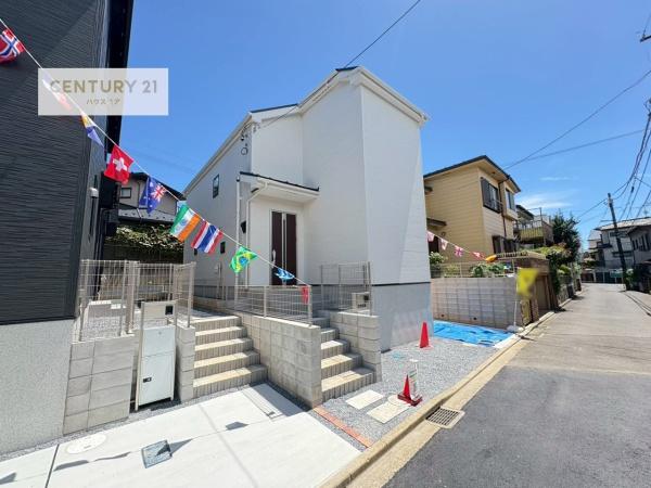 松戸市八ケ崎3丁目　2号棟　新築戸建