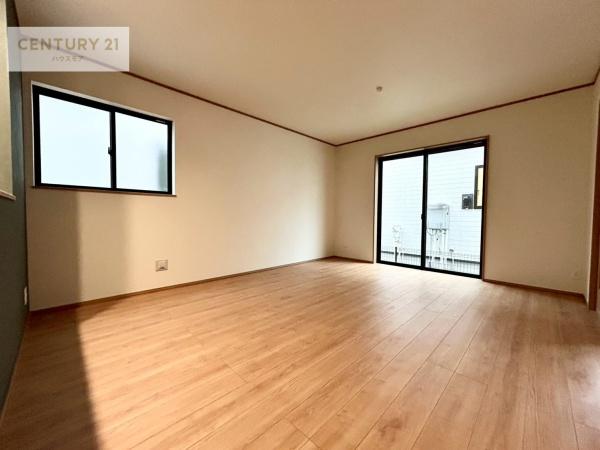 松戸市栄町8丁目　C号棟　新築戸建