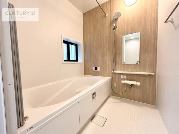 松戸市栄町8丁目 B号棟 新築戸建(バス)