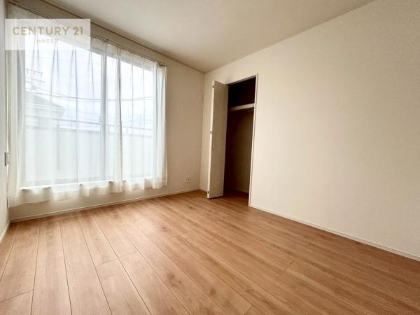 松戸市栄町8丁目 B号棟 新築戸建(洋室)