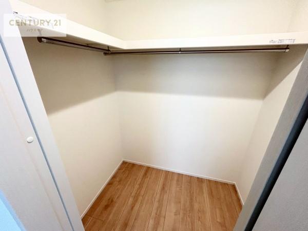 松戸市栄町8丁目 B号棟 新築戸建(収納)