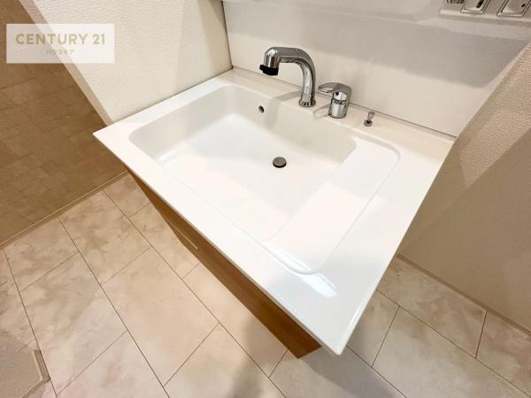 松戸市栄町8丁目 B号棟 新築戸建(洗面台・洗面所)