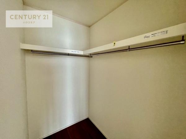 松戸市栄町8丁目 H号棟 新築戸建(収納)