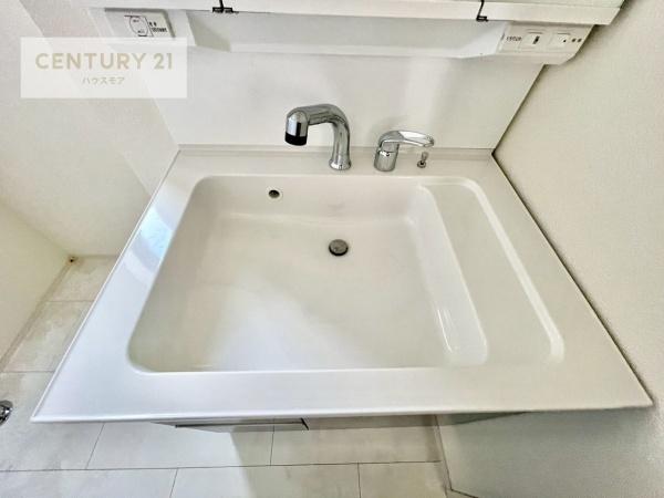 松戸市栄町8丁目 H号棟 新築戸建(洗面台・洗面所)