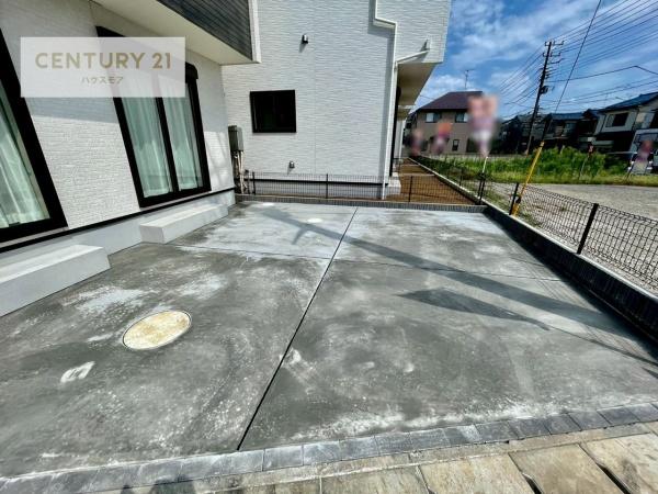 松戸市栄町8丁目 H号棟 新築戸建(駐車場)