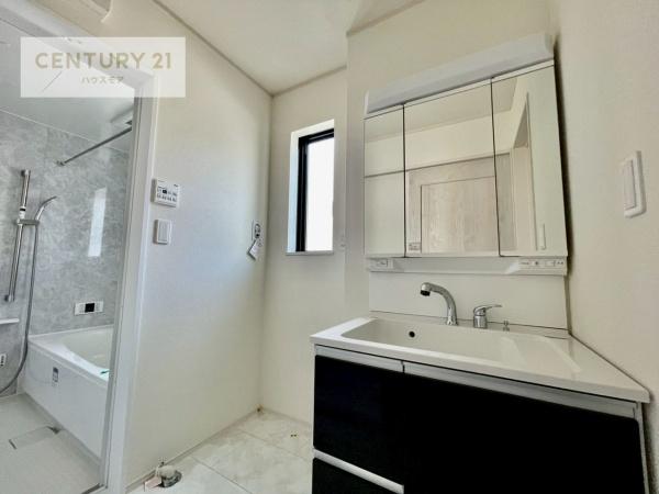 松戸市栄町8丁目 H号棟 新築戸建(洗面台・洗面所)