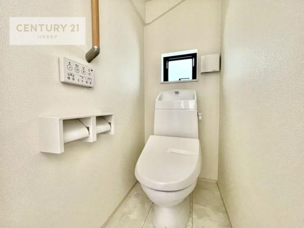 松戸市栄町8丁目 J号棟 新築戸建(トイレ)