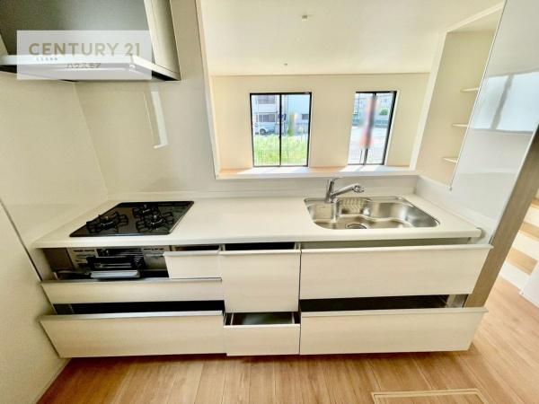 松戸市栄町8丁目 J号棟 新築戸建(キッチン)